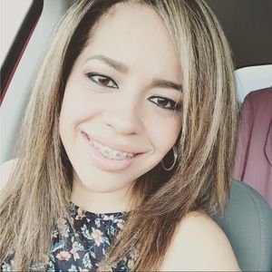 Meet your Posher, Gabriela